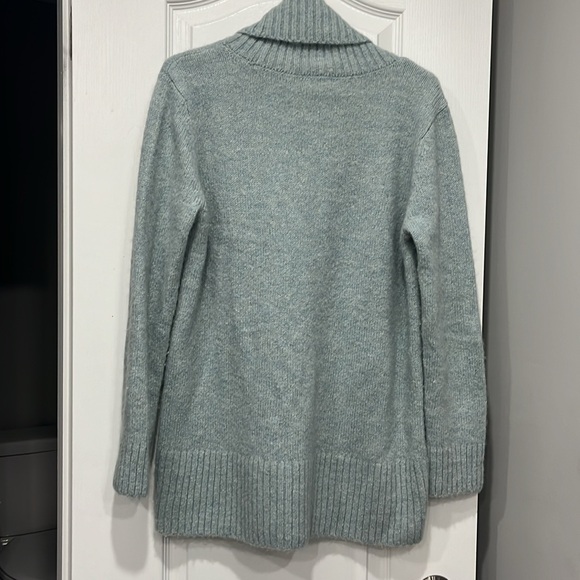 Club Monaco Sweater, size large - Picture 3 of 4